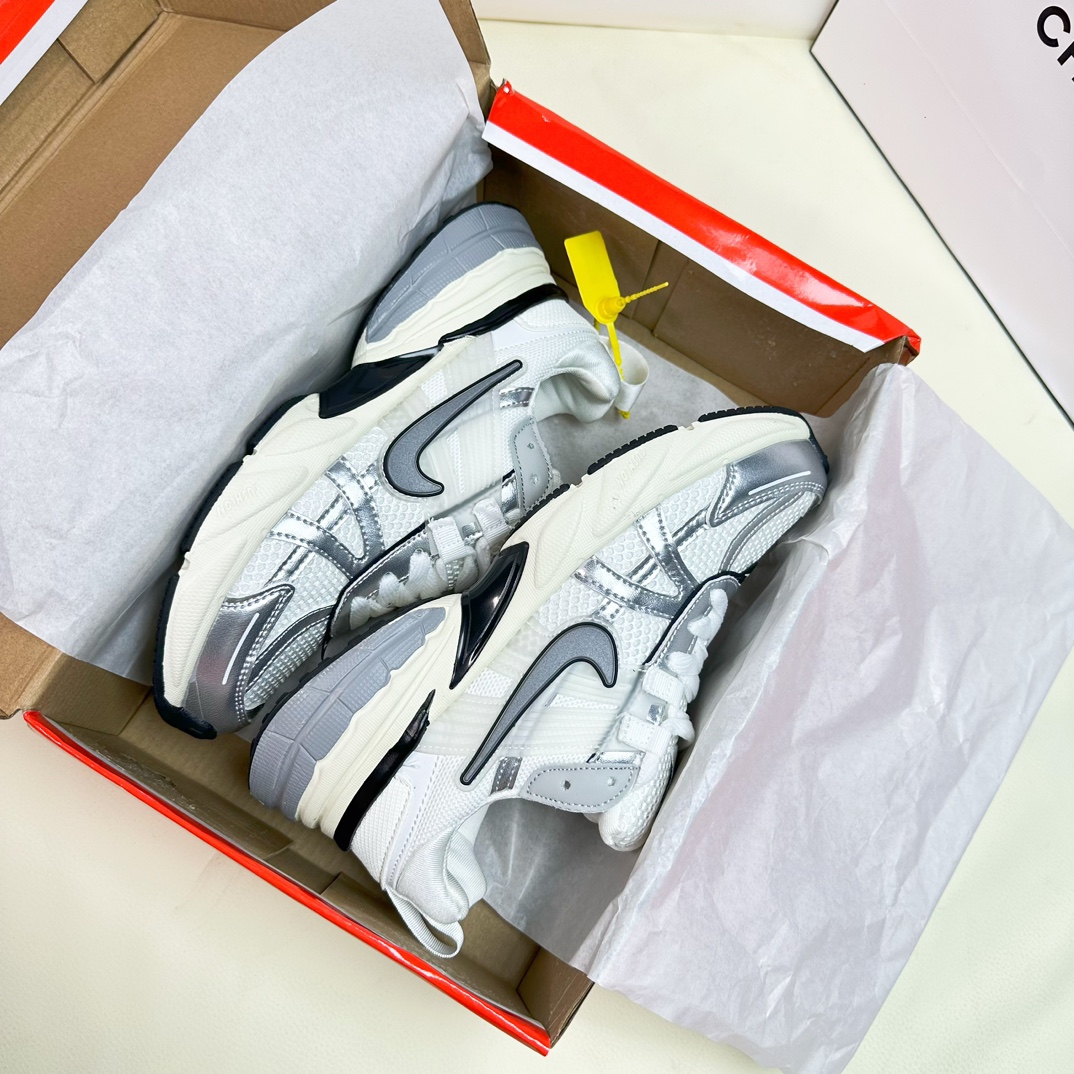  V2K老爹鞋银色男女同款码数36-44