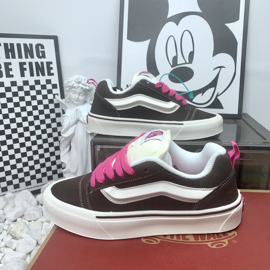 万斯 Vans Knu-Skool万斯魔卡棕面包鞋 36-44码数 男女现货 W1