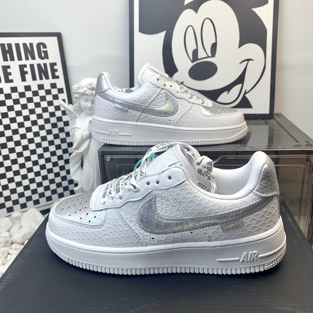 空军一号低帮龙纹炫彩 Nike Air Force 1 Low 尺码 36-44 男女现货 A2