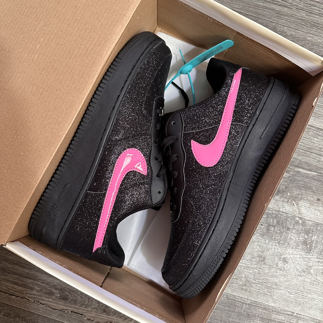 Nike Air Force 1 Low 满天星黑粉 尺码：36-44 男女现货