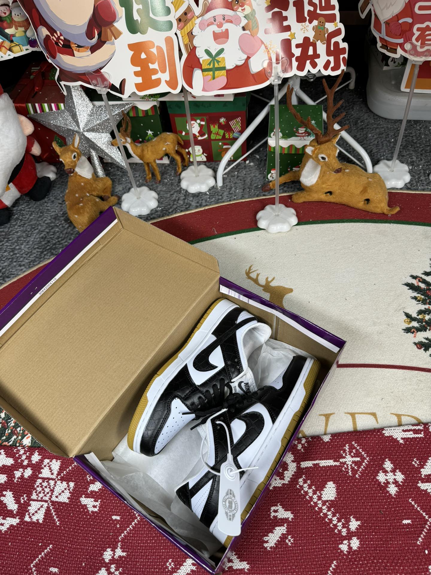  Nike Dunk SB 鳄鱼皮黑色 尺码36-44 男女码现货