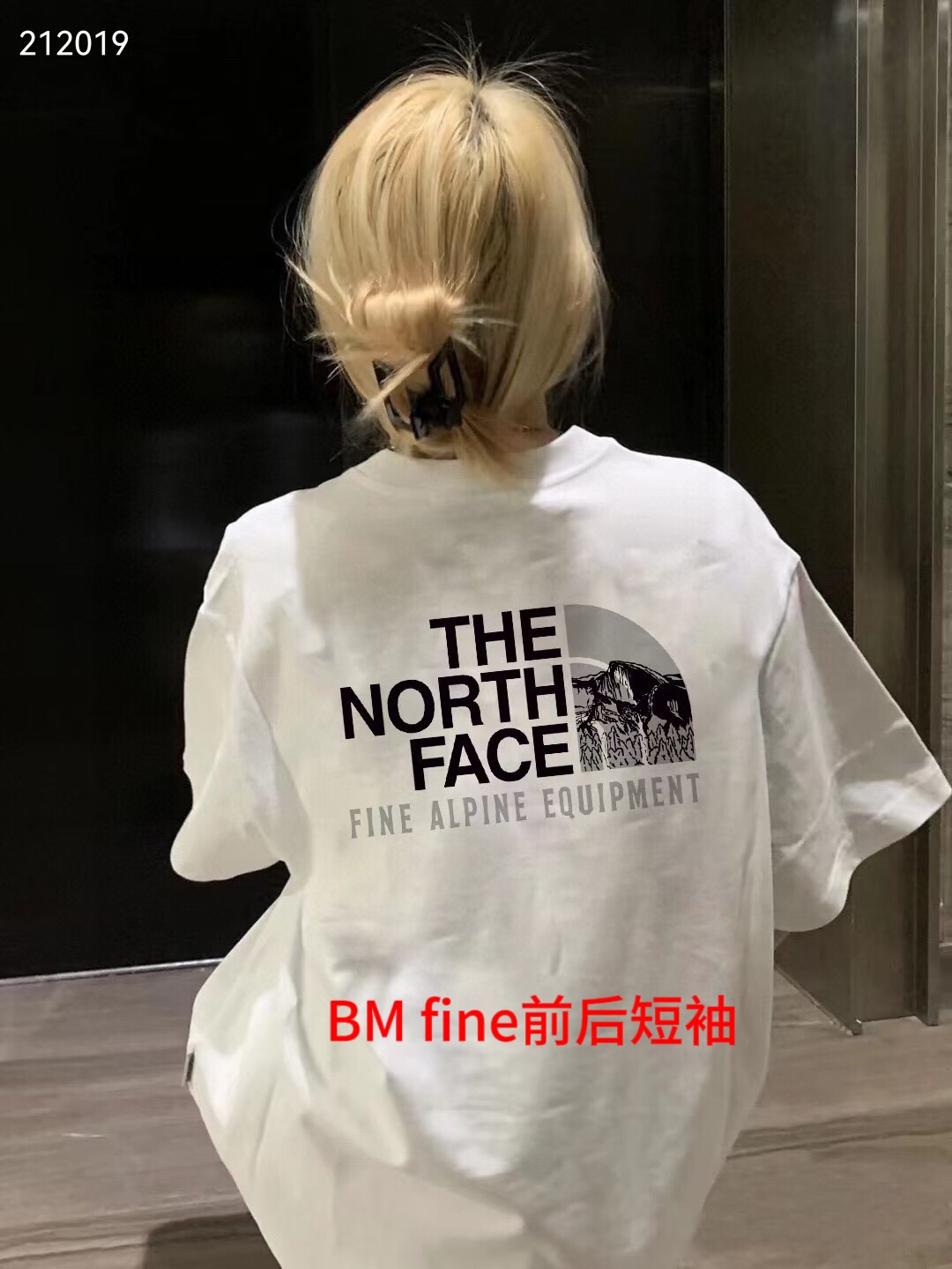 BM fine前后短袖北面专柜同款高山风景情侣印花情侣短袖采用200克定制精梳纯棉，三针五线做工，领口定制螺纹不变形，领口包包边条，肩膀处内里带压条，做工面料细节都无法挑剔，印花采用进口浆料，高端的印