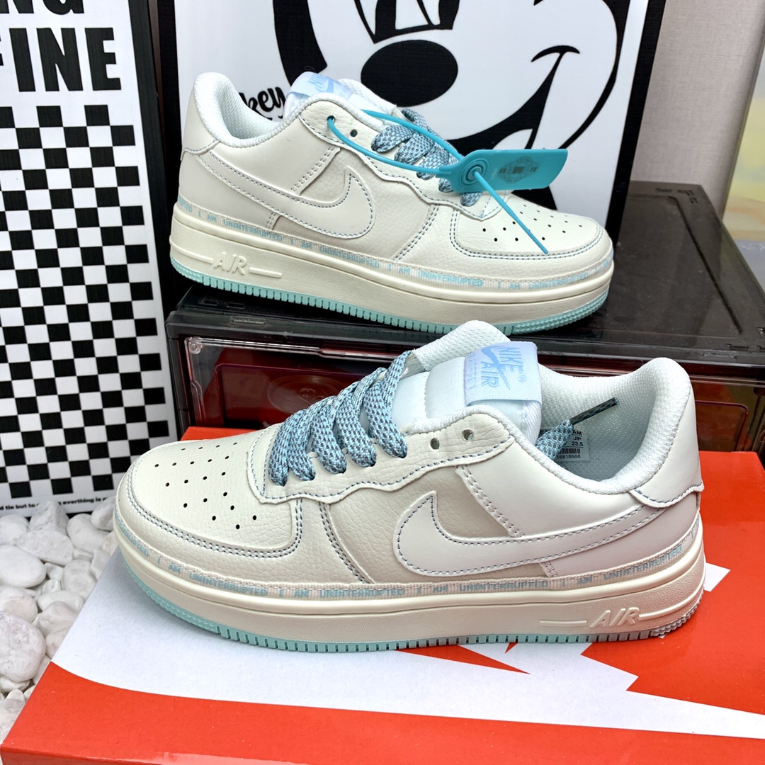 Nike AF1 空军一号 米月  尺码36-44 自带气垫 男女码现货