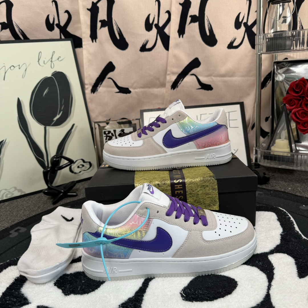 Nike Air Force 1 Low 空军一号 镭射 尺码：36-40 女款现货