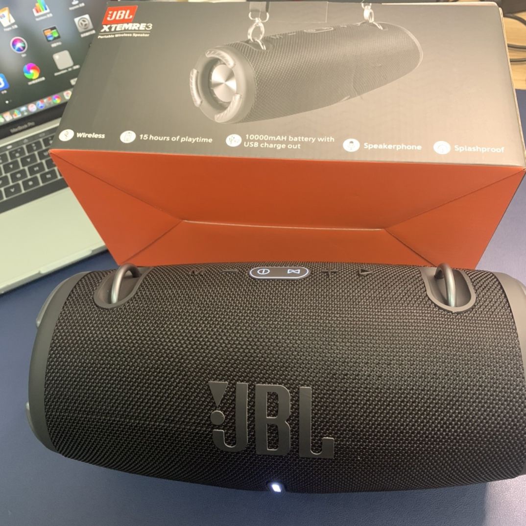 jbl xtreme大战鼓三代便携蓝牙音箱内配背带 超重低音 户外旅行必备蓝牙音响支持1?1串联 全颜色售后退换条件：产品都是全新产品 非质量问题不可退换 质量问题可收到货三天之内支持退换货（音响膜不