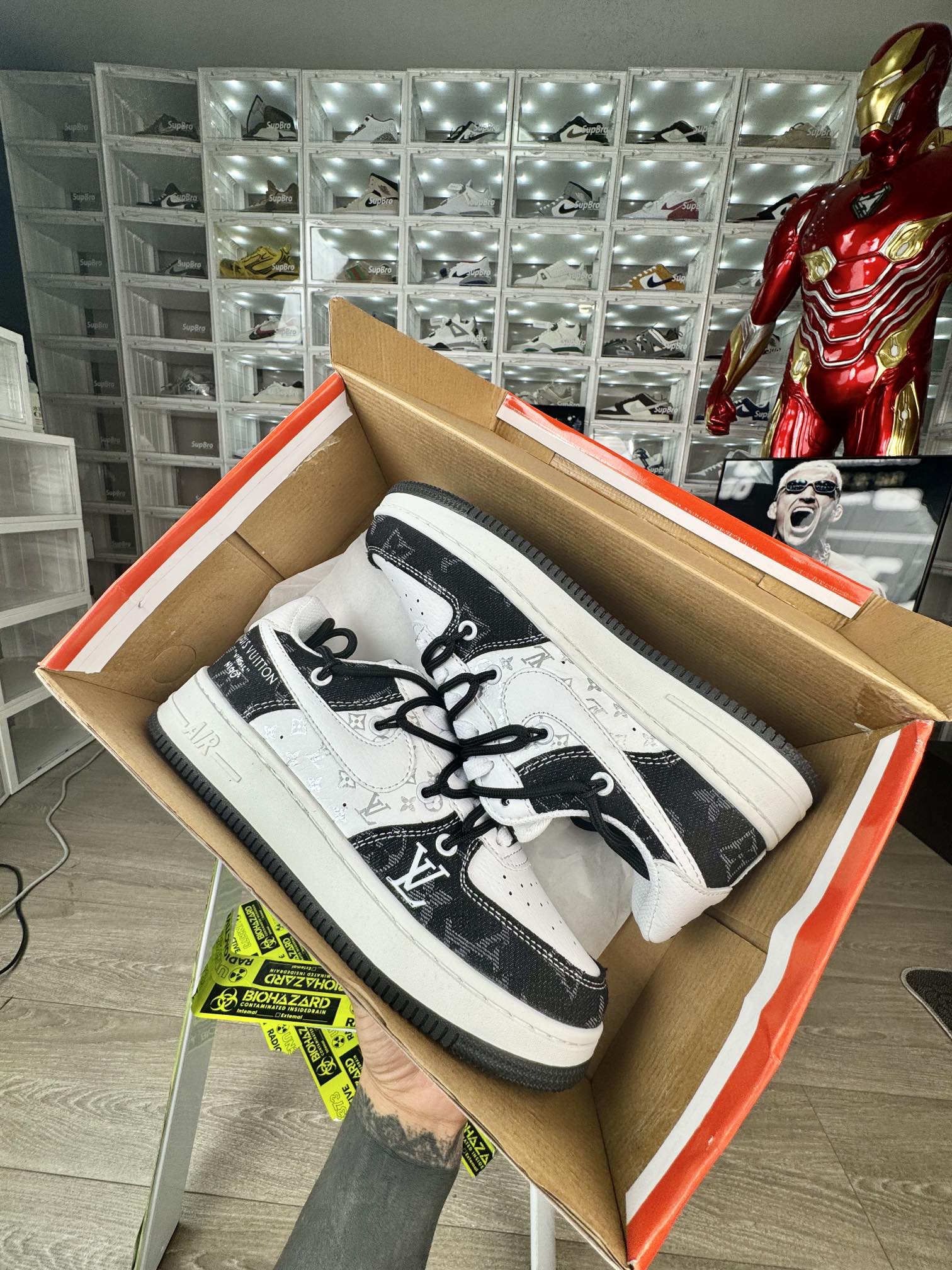 55包邮Nike AF1 空军一号 lv白黑  尺码36-44 男女码现货